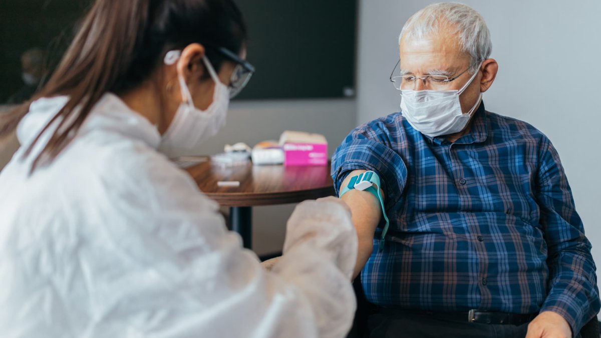 CA Counties Spotlight Slow Vaccine Rollout at LongTerm Care Facilities