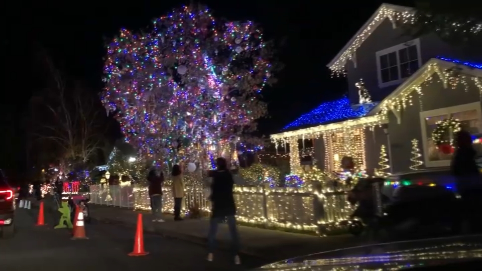 Keep COVID Safety in Mind and View Holiday Light Displays From a Distance: Officials - Vimarsana News