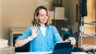 After 20 Years of Hiring, I Now Refuse to Ask ‘Tell Me About Yourself’—Here’s My New No. 1 Interview Question