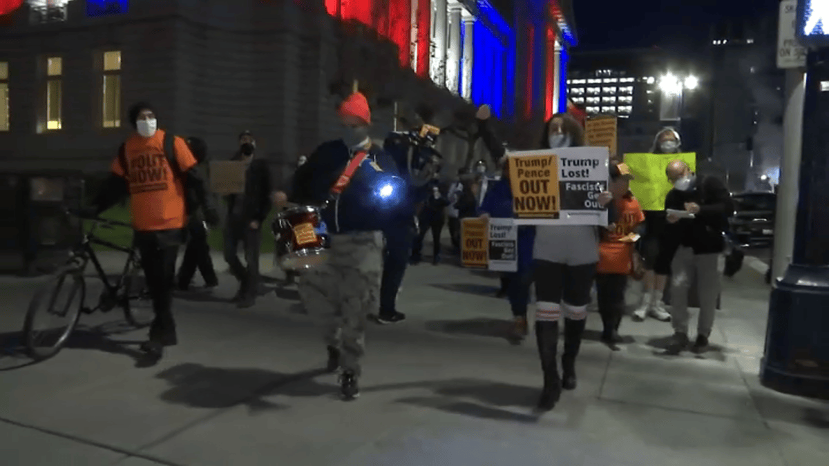 San Francisco Protesters Call for President Trump's Removal - Vimarsana News