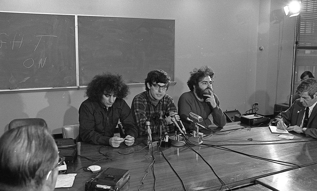 Rennie Davis, 'Chicago Seven' Activist, Dies at 80 – NBC Bay Area - Vimarsana News