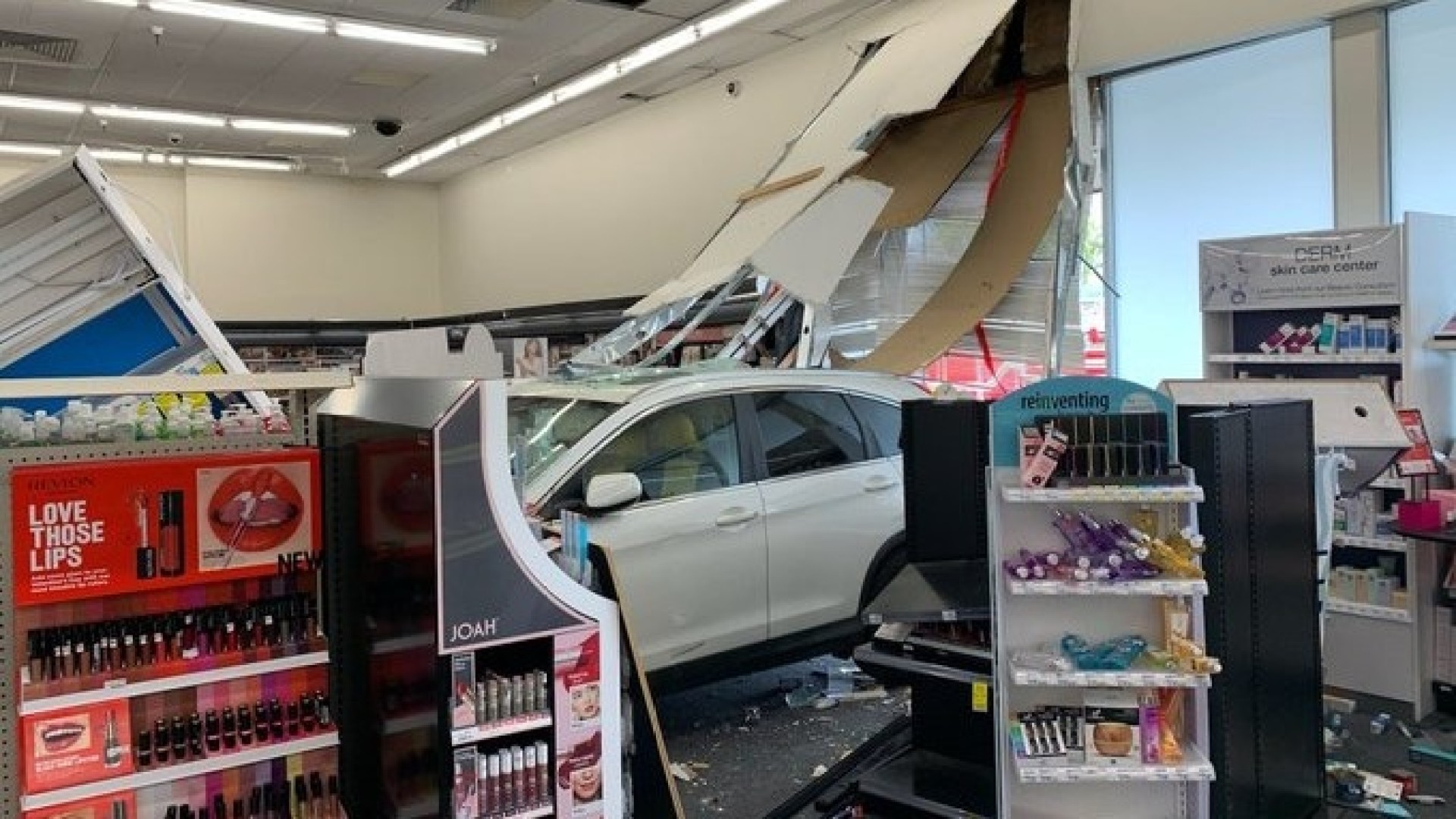 Car Crashes Into CVS Pharmacy in San Jose – NBC Bay Area