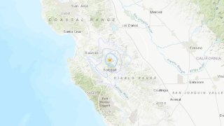A map from the USGS shows the epicenter of a 3.5 magnitude quake in San Benito County.