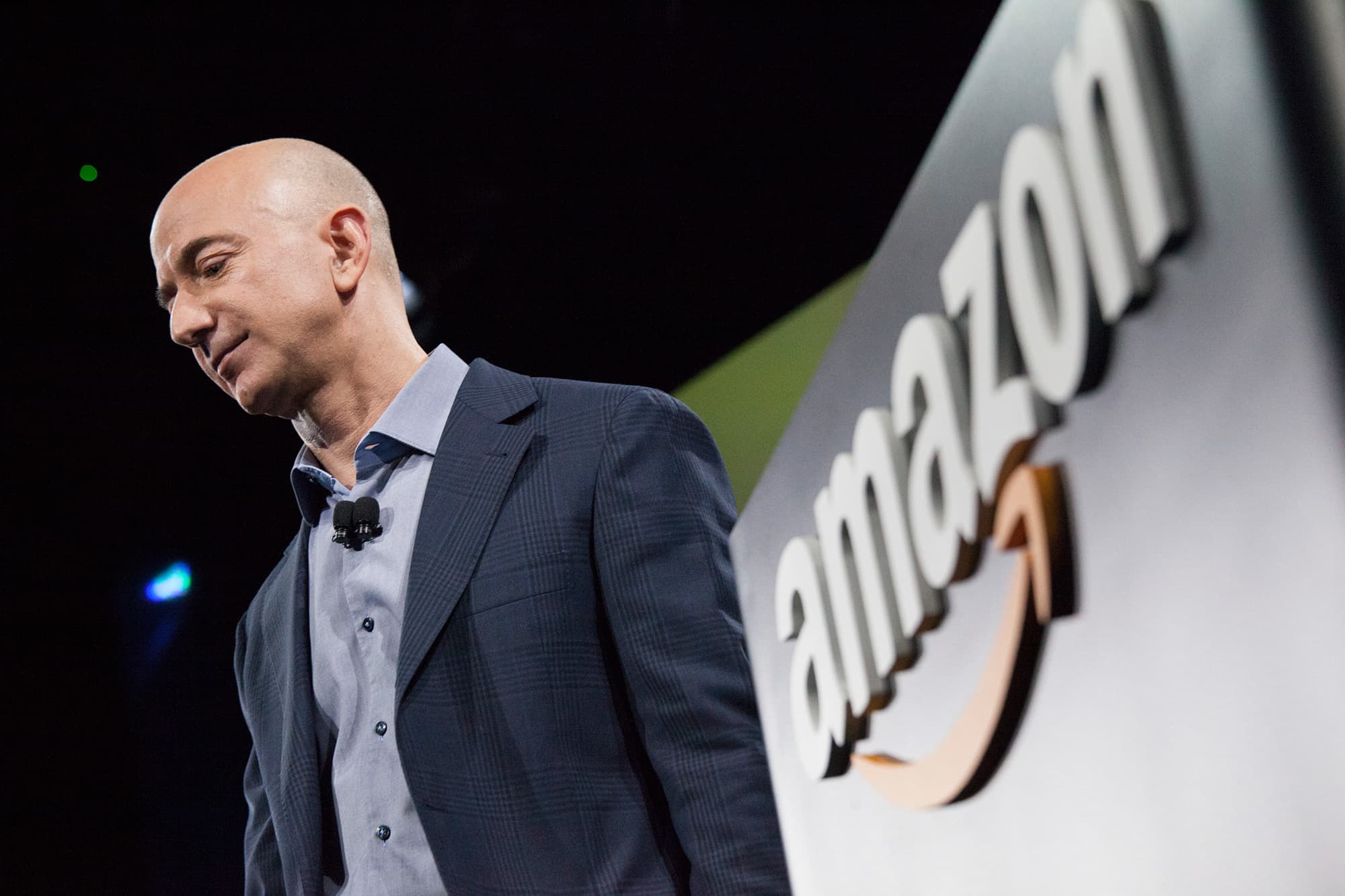 Amazon Seeks to Overturn Union Win, Says Vote Was Tainted - Vimarsana News