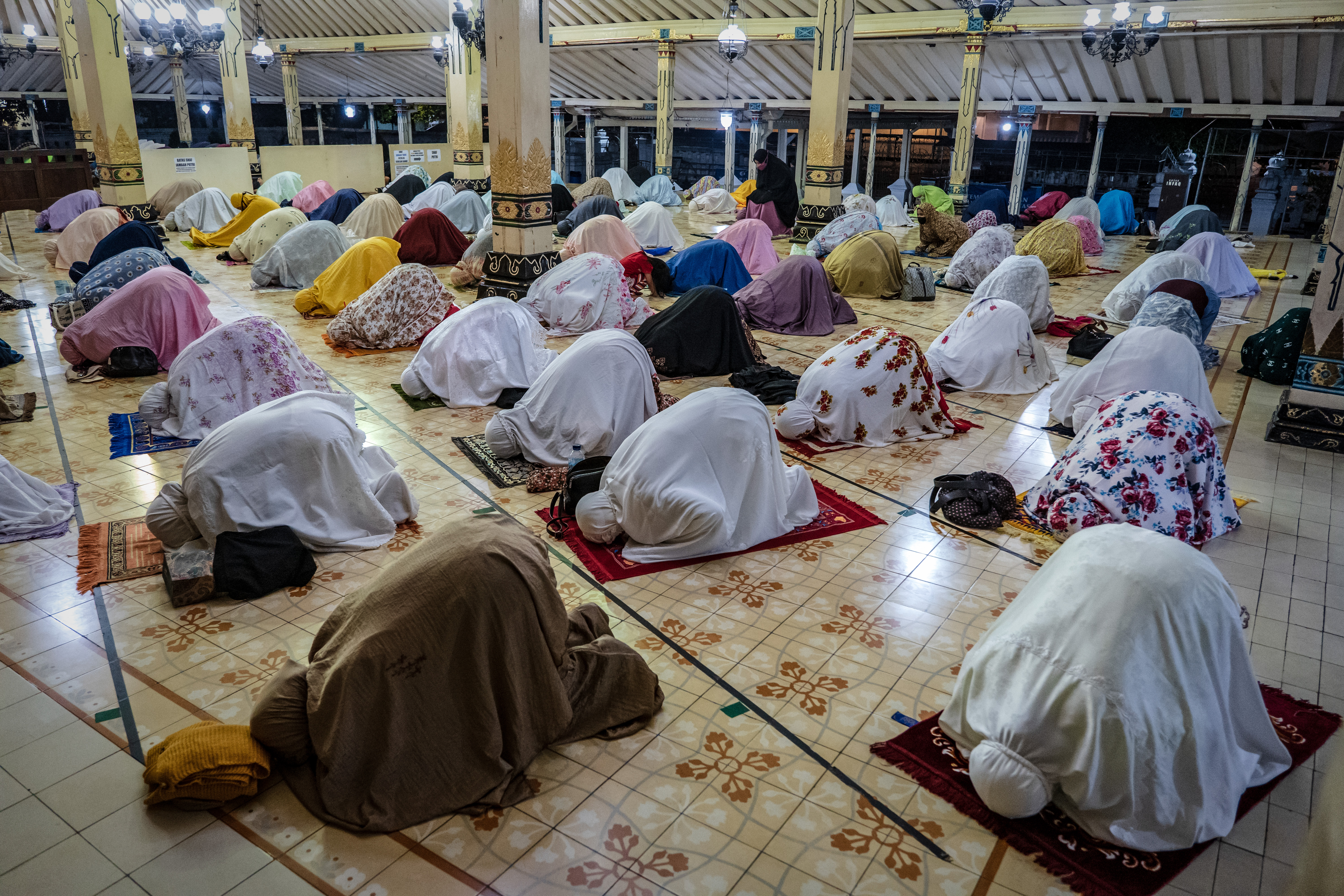 Muslims Navigate Restrictions in the Second Pandemic Ramadan NBC Bay Area