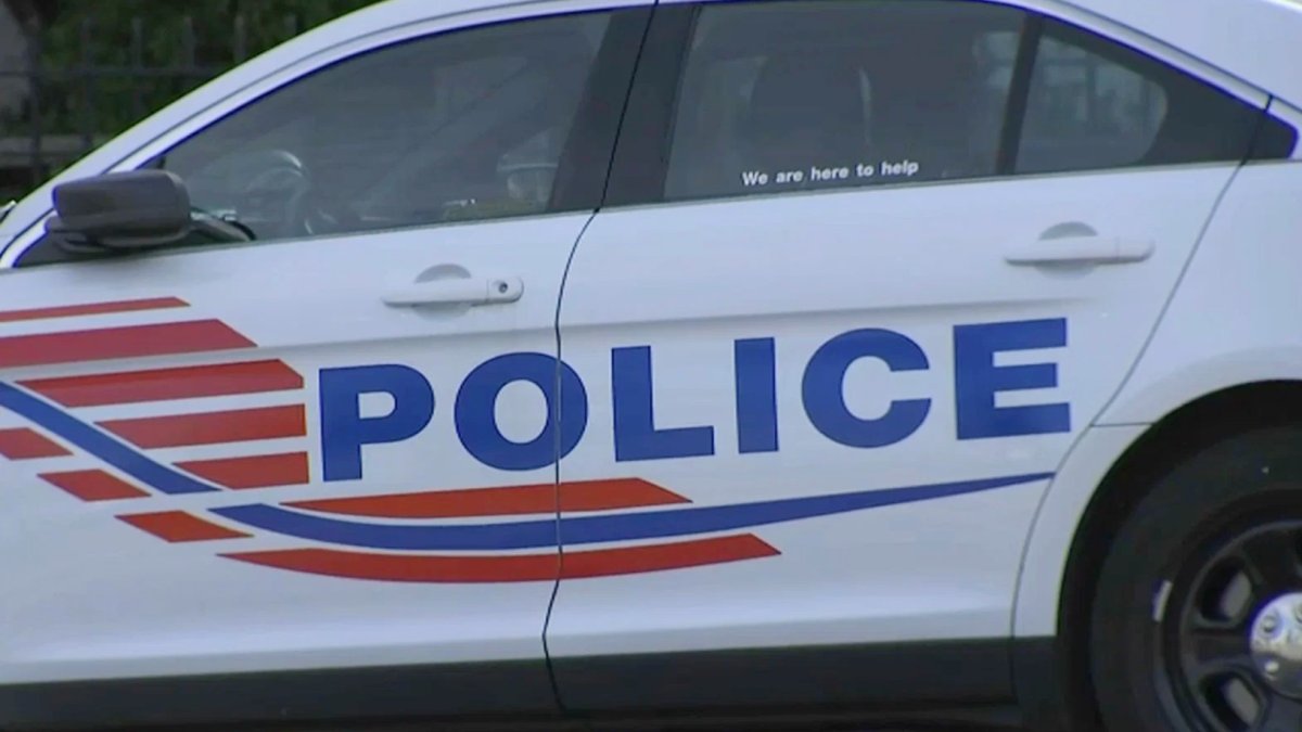 DC Police Officer Charged With Lying About Leaks to Proud Boys Leader – NBC Bay Area - Vimarsana News