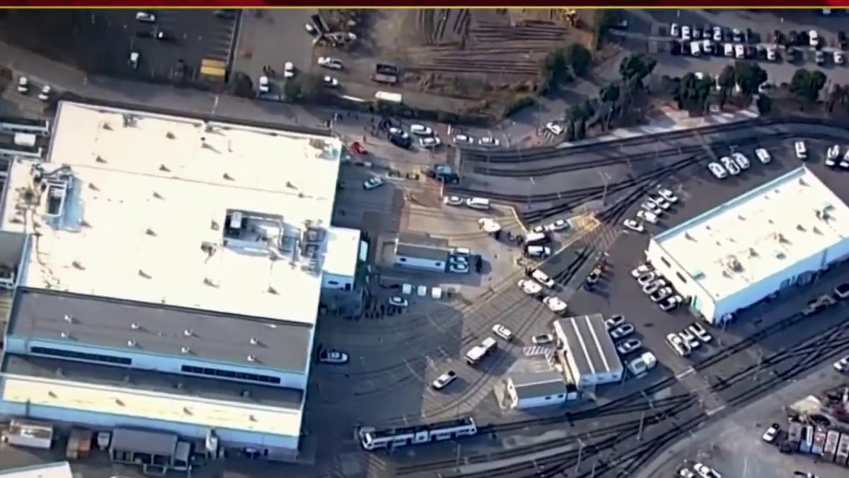 Authorities Discuss Initial Response To Vta Yard Shooting Nbc Bay Area