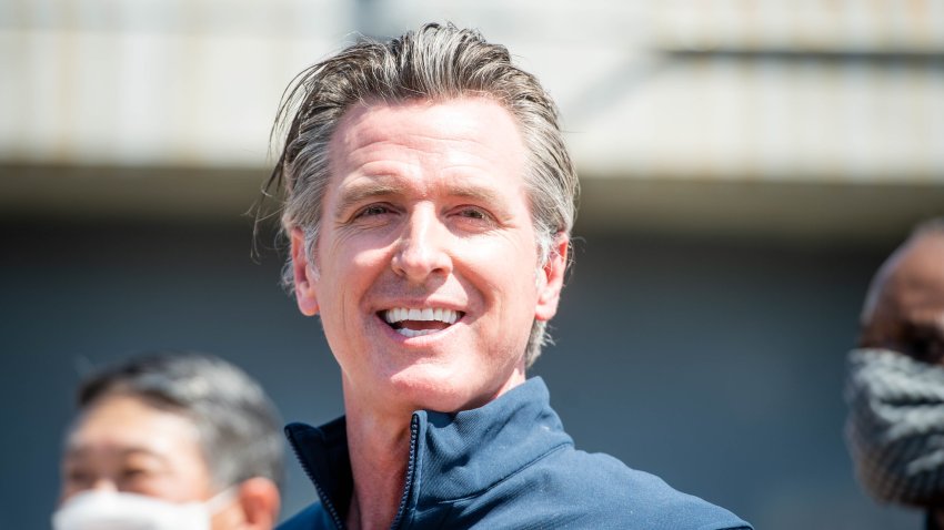 LOS ANGELES, CA – MAY 11: Gov. Gavin Newsom announces $1.5 billion for cleaning up California on Tuesday, May 11, 2021 after helping bag trash on a Caltrans property in Los Angeles. (Photo by Sarah Reingewirtz/MediaNews Group/Los Angeles Daily News via Getty Images)”n