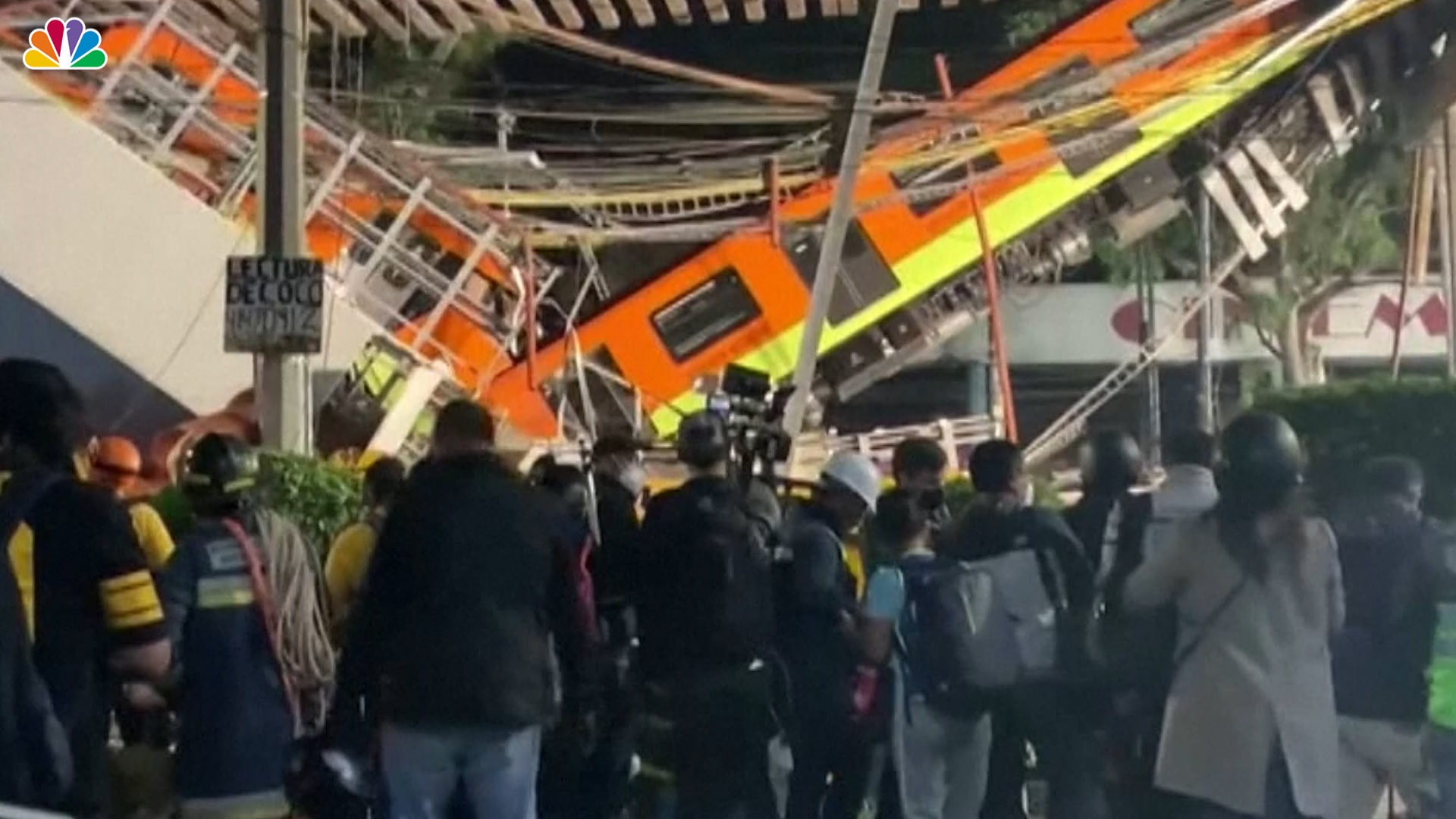 mexico city airport bridge collapse