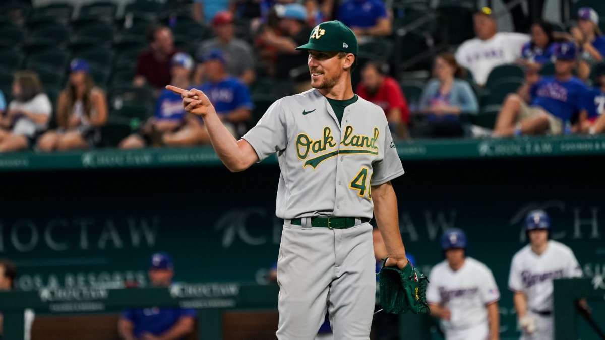 A's Chris Bassitt throws bullpen, will face hitters next