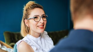 Want to Get Better at Small Talk? Use the ‘Agree and Add’ Method to Get People to Like and Trust You, Says Ex-FBI Agent