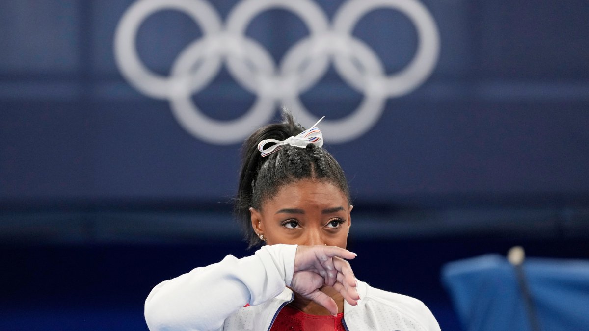 Tokyo Olympics Simone Biles Withdraws From Floor Exercise Finals NBC