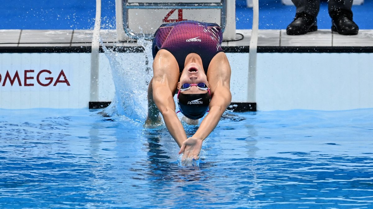 Team USA’s Regan Smith Claims Bronze in 100m Backstroke, Australia’s