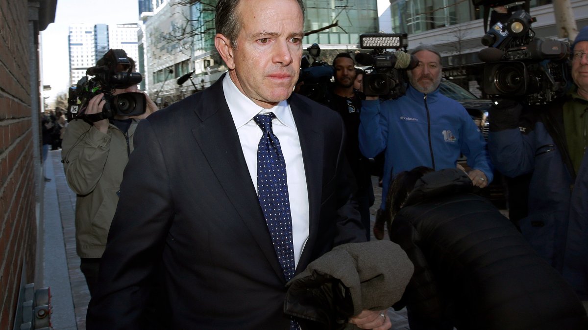Ex-Georgetown Coach Gets 2 1/2 Years in Bribery Scandal - Vimarsana News