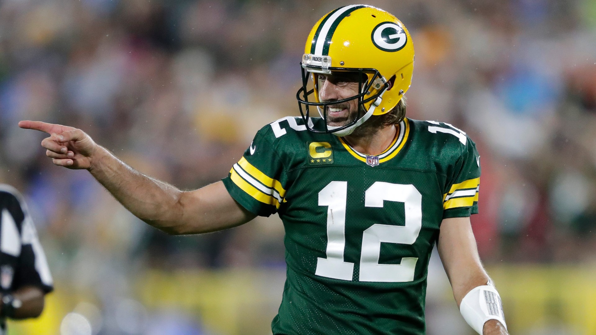 Aaron Rodgers Returns to Packers, Reportedly for a Record