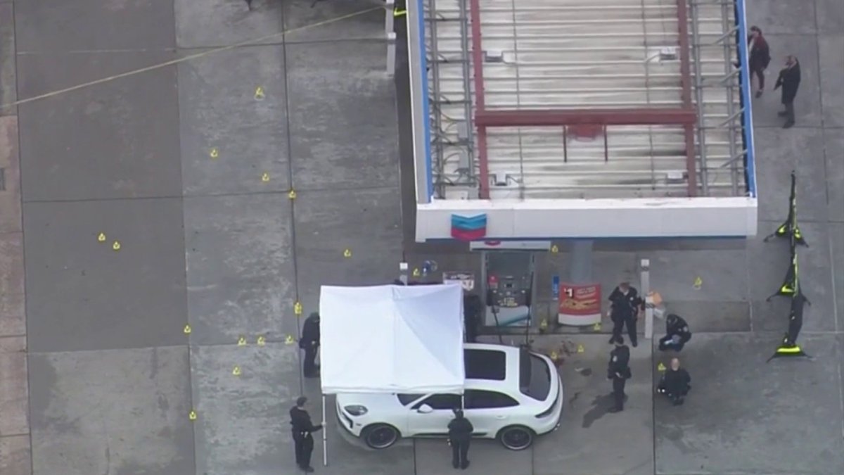 Retired Police Officer Hurt In Oakland Gas Station Shooting Nbc Bay Area