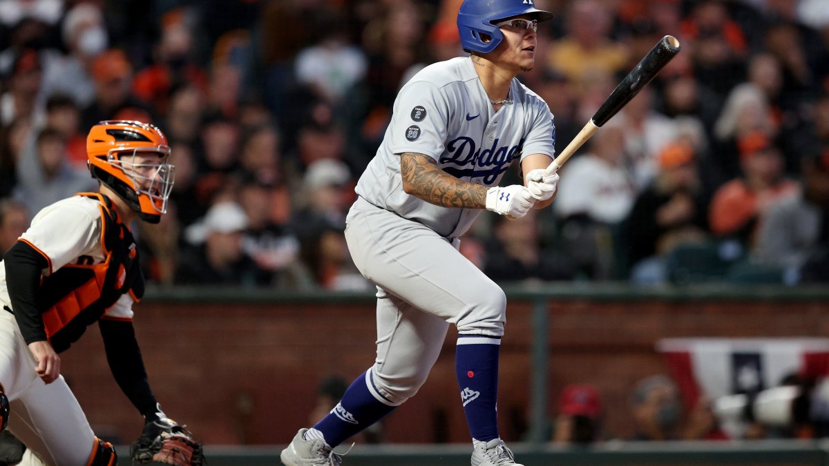 Giants beat Dodgers in historic rout at Dodger Stadium