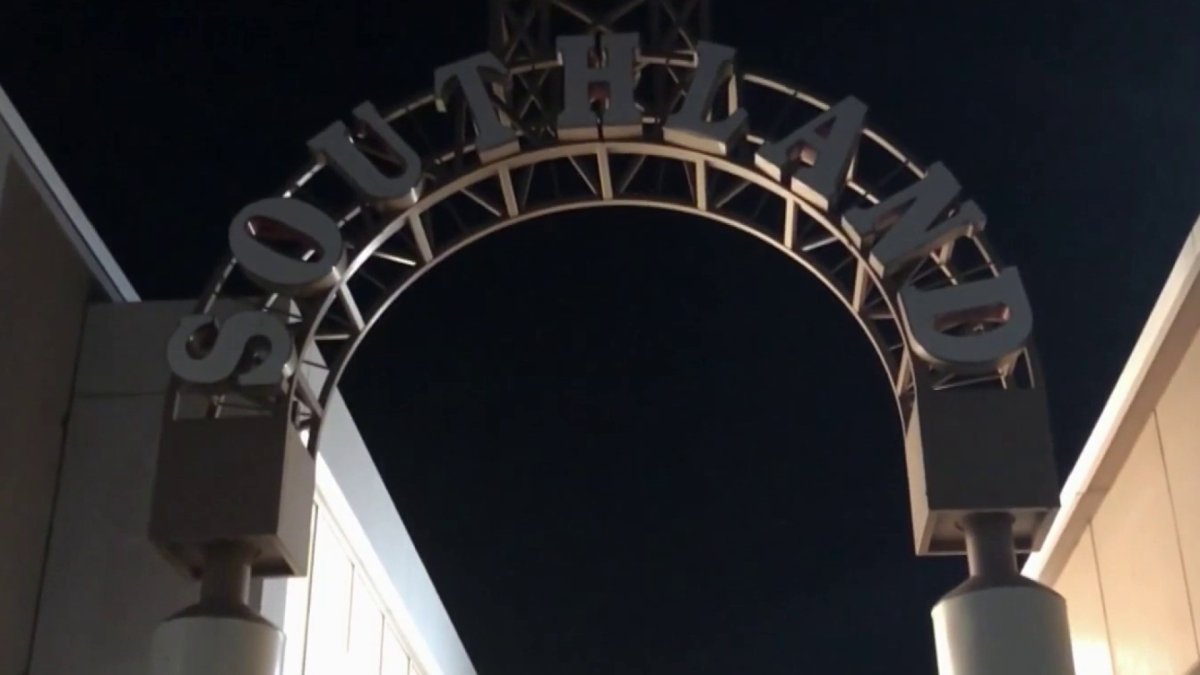Smash-and-Grab Thieves Hit Jewelry Store at Hayward’s Southland Mall ...