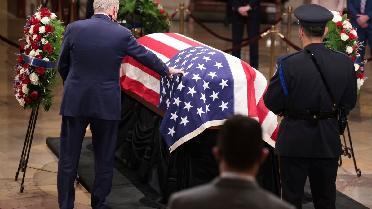 Services Honoring Bob Dole in Washington, Kansas Continue Friday - Vimarsana News