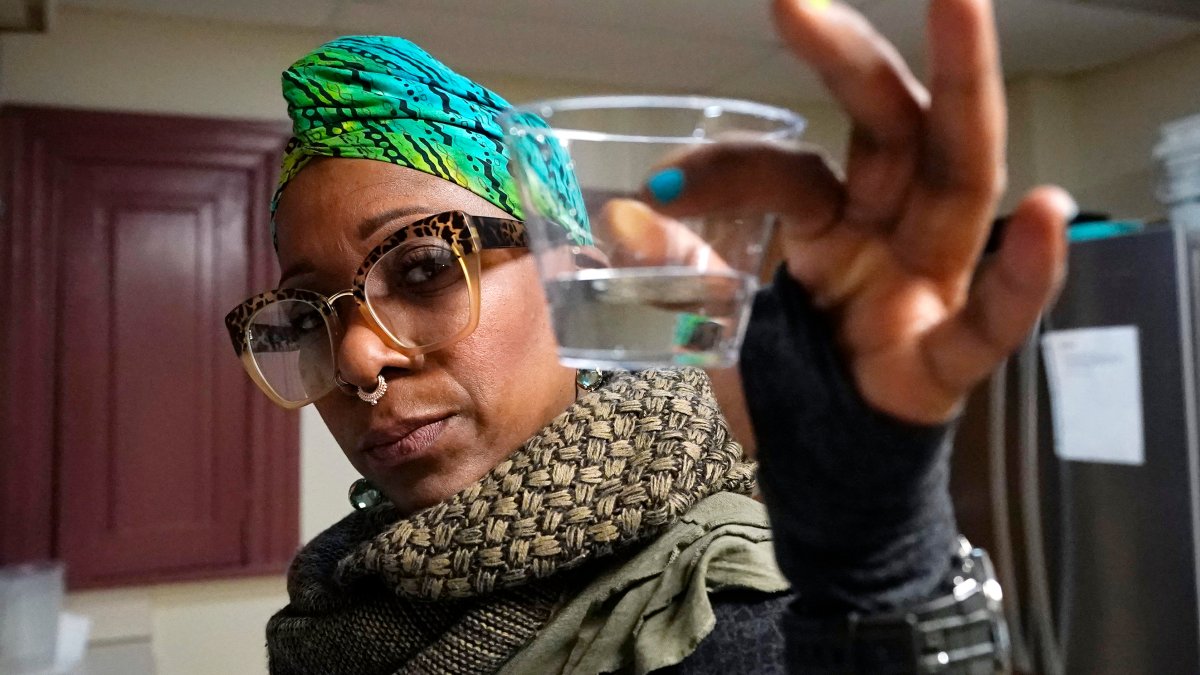 After Flint, US Must Win Over Public Wary of Tap Water – NBC Bay Area - Vimarsana News
