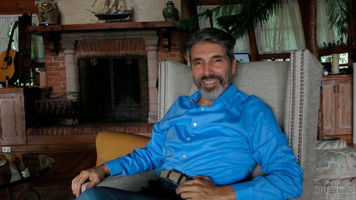Musician Diego Verdaguer Dies at 70 of COVID-19 Complications – NBC Bay Area - Vimarsana News