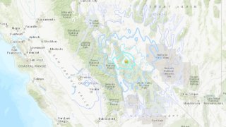 A USGS map shows the location of a 4.8 magnitude quake on the California-Nevada border.