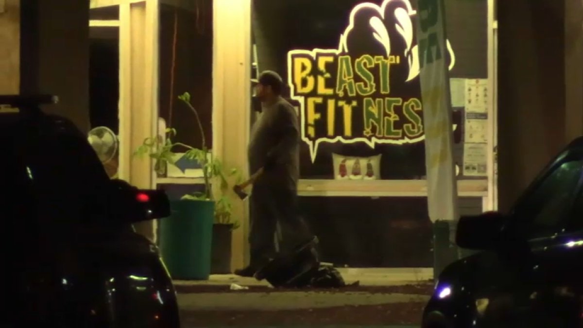 Police Standoff Ends With Armed Man in Custody in South San Jose NBC