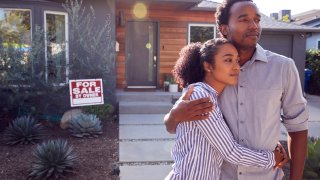 Before Rushing Into the Hot Housing Market, Here’s How to Set Yourself Up for Success