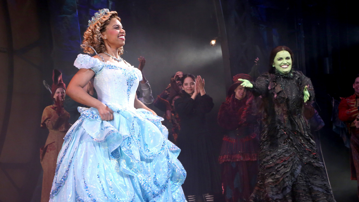 Brittney Johnson Celebrates After Making Broadway History as Glinda in 'Wicked' - Vimarsana News