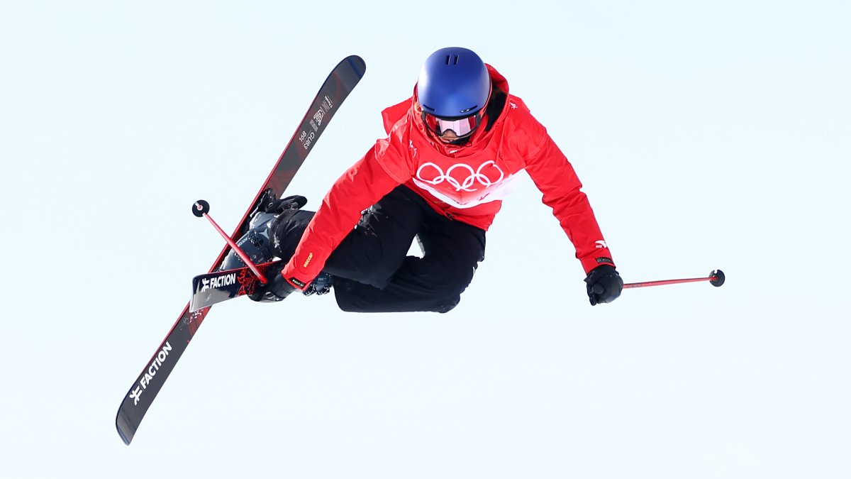 Watch Eileen Gu win gold in freeski halfpipe