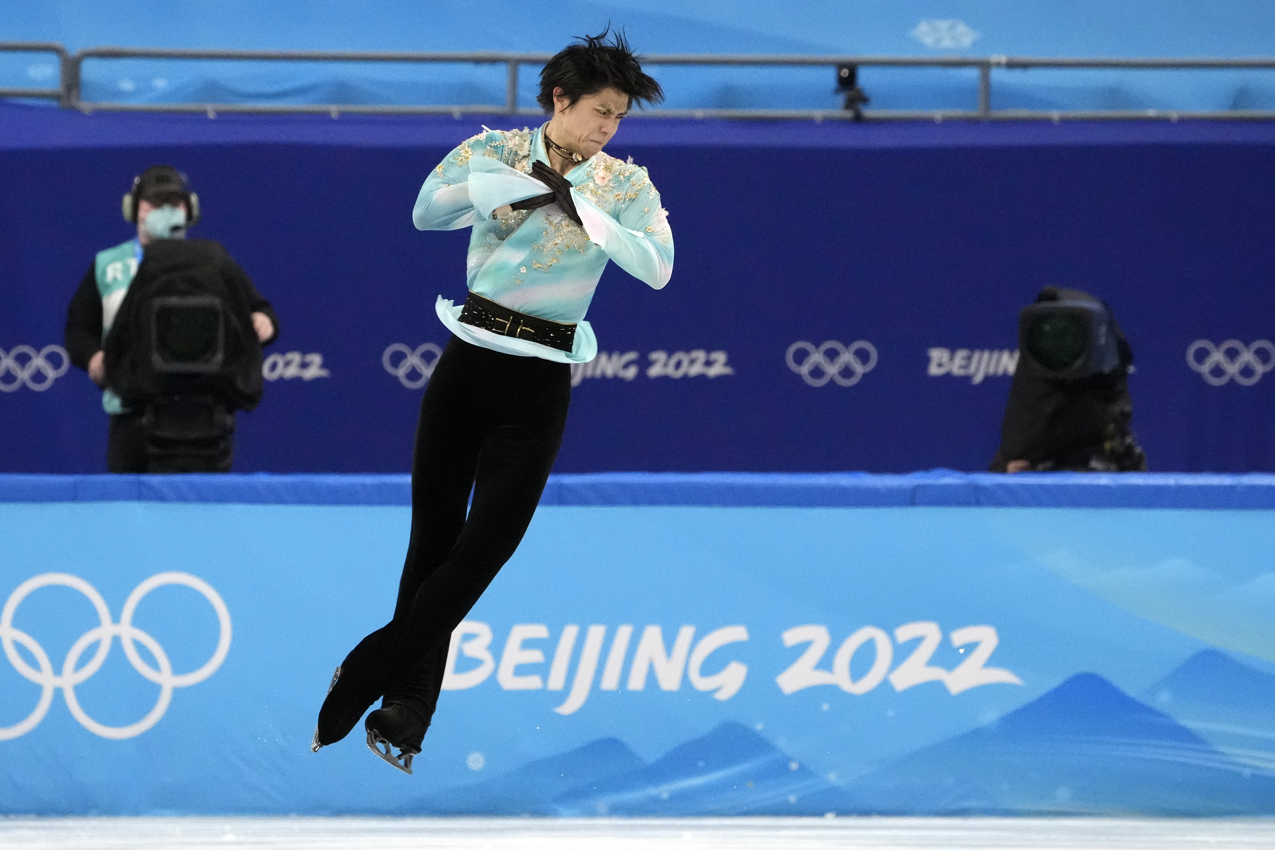 WATCH Yuzuru Hanyu Falls Short in Historic Quadruple Axel NBC Bay Area
