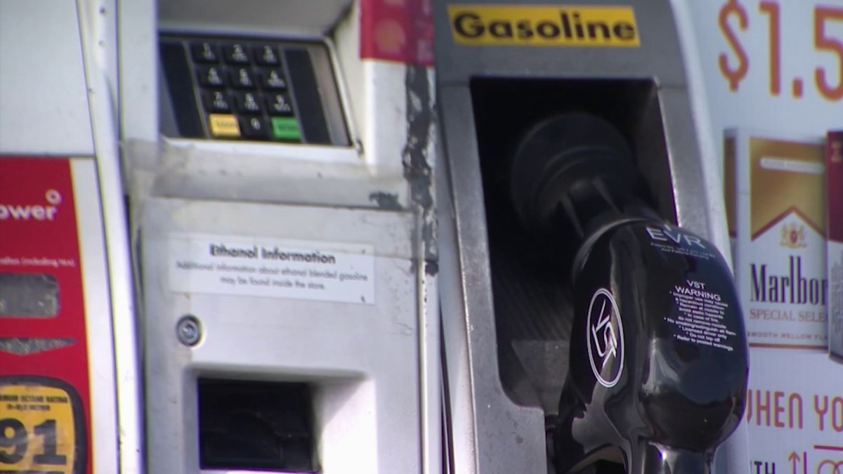 lawmakers-propose-400-gas-rebate-for-california-taxpayers-nbc-bay-area