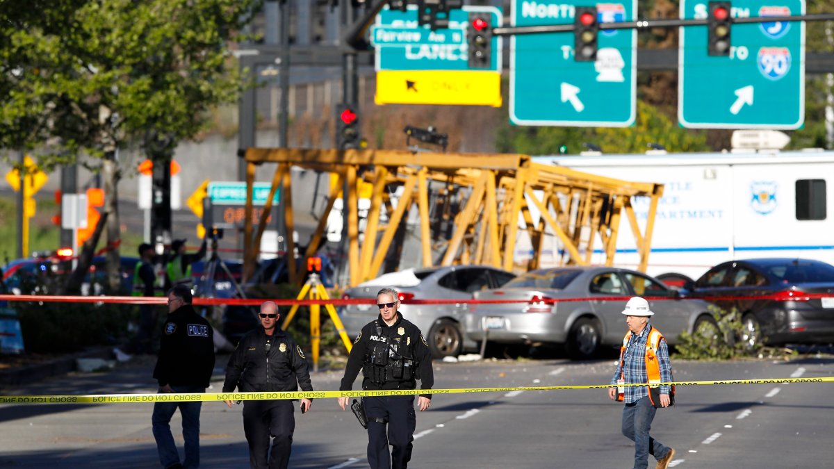 Jury Awards $100M-Plus to Victims of Seattle Crane Collapse - Vimarsana News