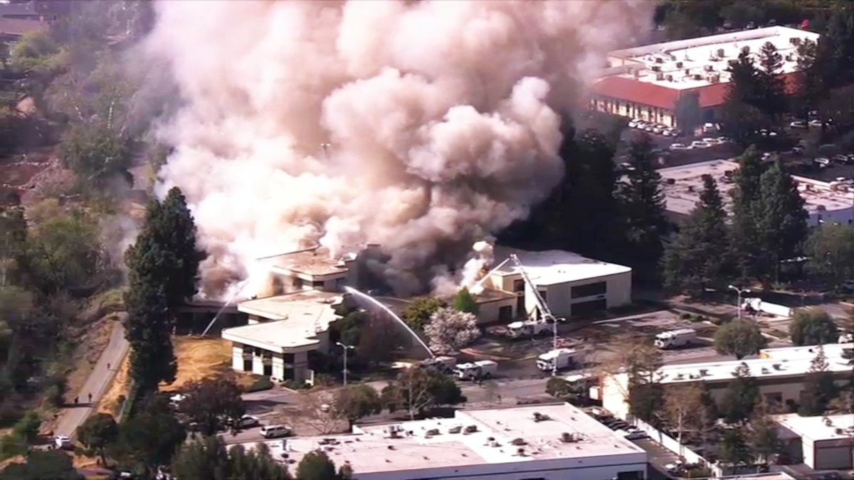 South Bay Fire: Crews Responding to Blaze in Campbell – NBC Bay Area - Vimarsana News