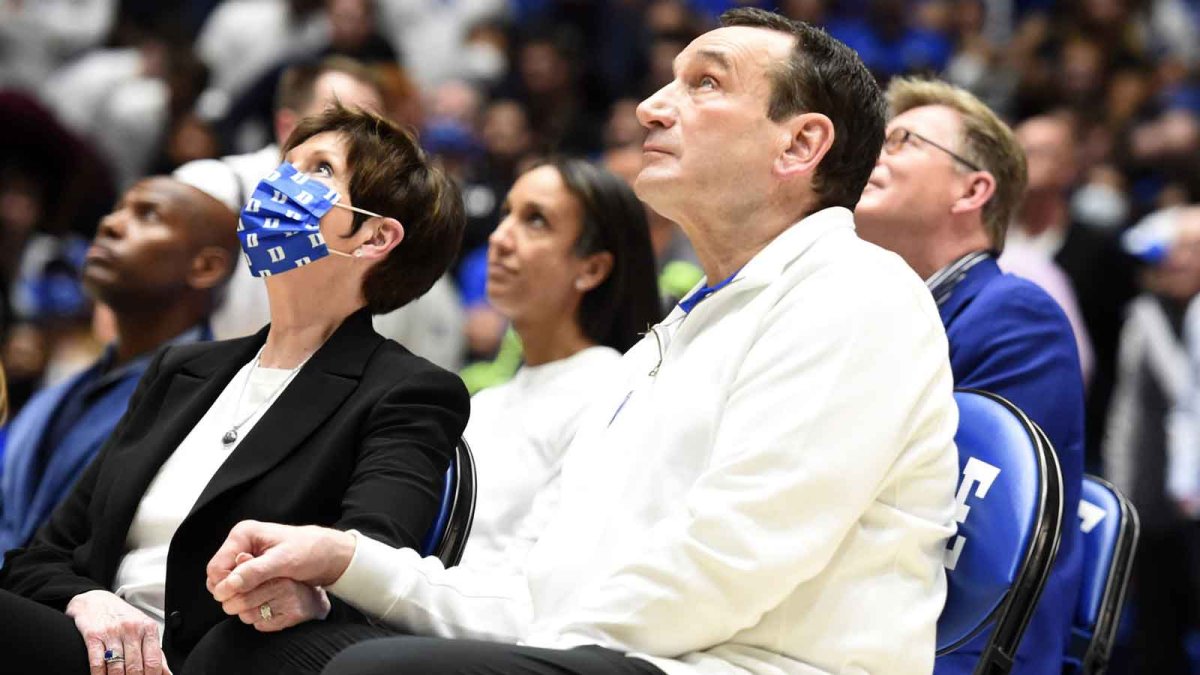 Emotions Run High at Cameron Indoor Following Duke's Loss to UNC in Coach  K's Final Regular Season Game – NBC Bay Area