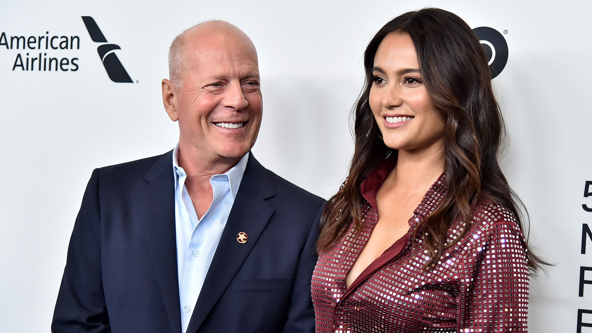 Bruce Willis and Wife Go ‘Off the Grid’ After Aphasia Announcement ...