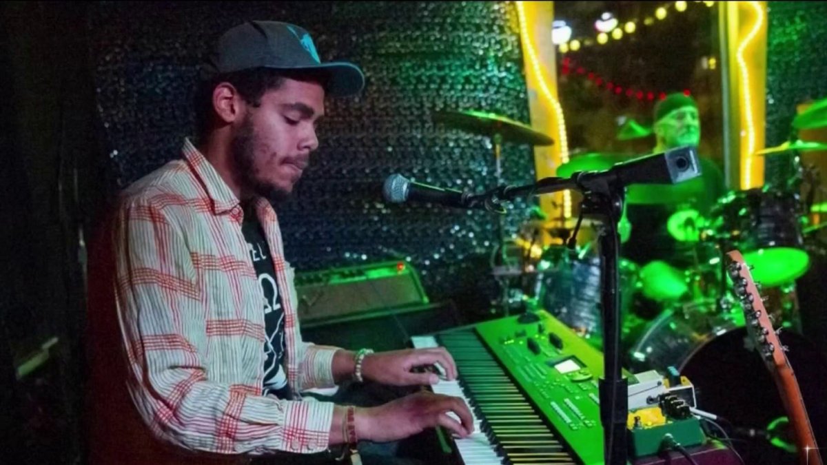 Musician Honors Late Son at Redwood City Concert - Vimarsana News