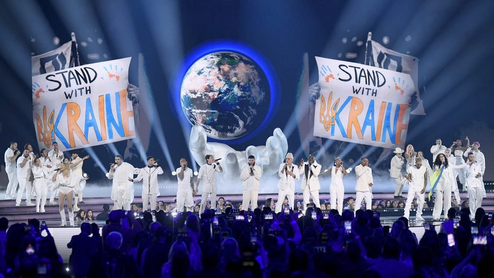 Black Eyed Peas Open 2022 Latin AMAs With 'Where Is the Love?' Tribute – NBC Bay Area - Vimarsana News
