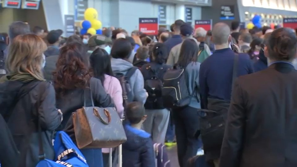Boston Logan Incident: Bomb Squad Examines Suspicious Item – NBC Bay Area - Vimarsana News
