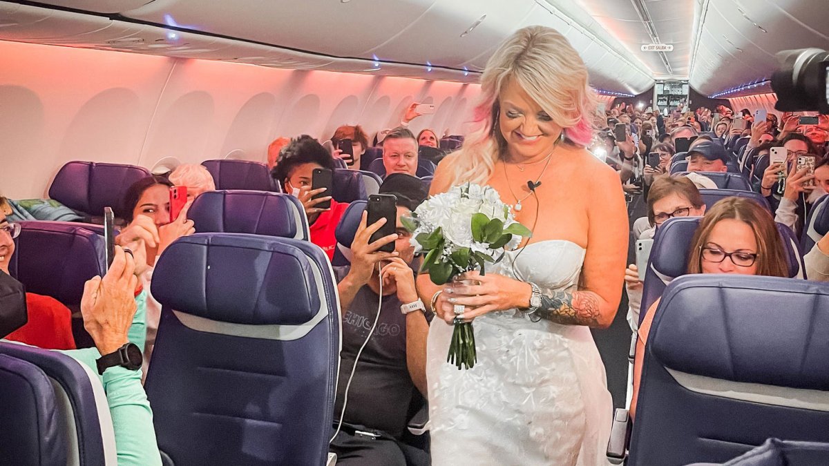 Couple Has Wedding on Southwest Flight From Texas – NBC Bay Area - Vimarsana News
