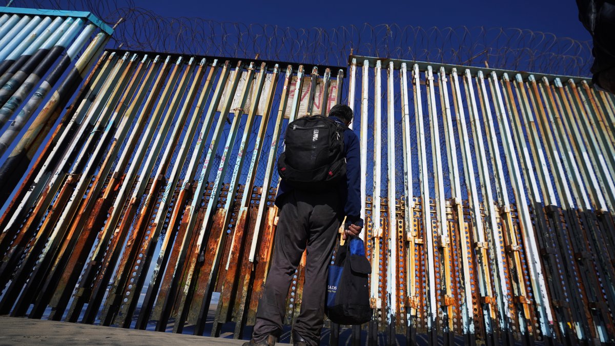 1 in 3 Fear That Immigrants Want to Influence US Elections: Poll – NBC Bay Area - Vimarsana News