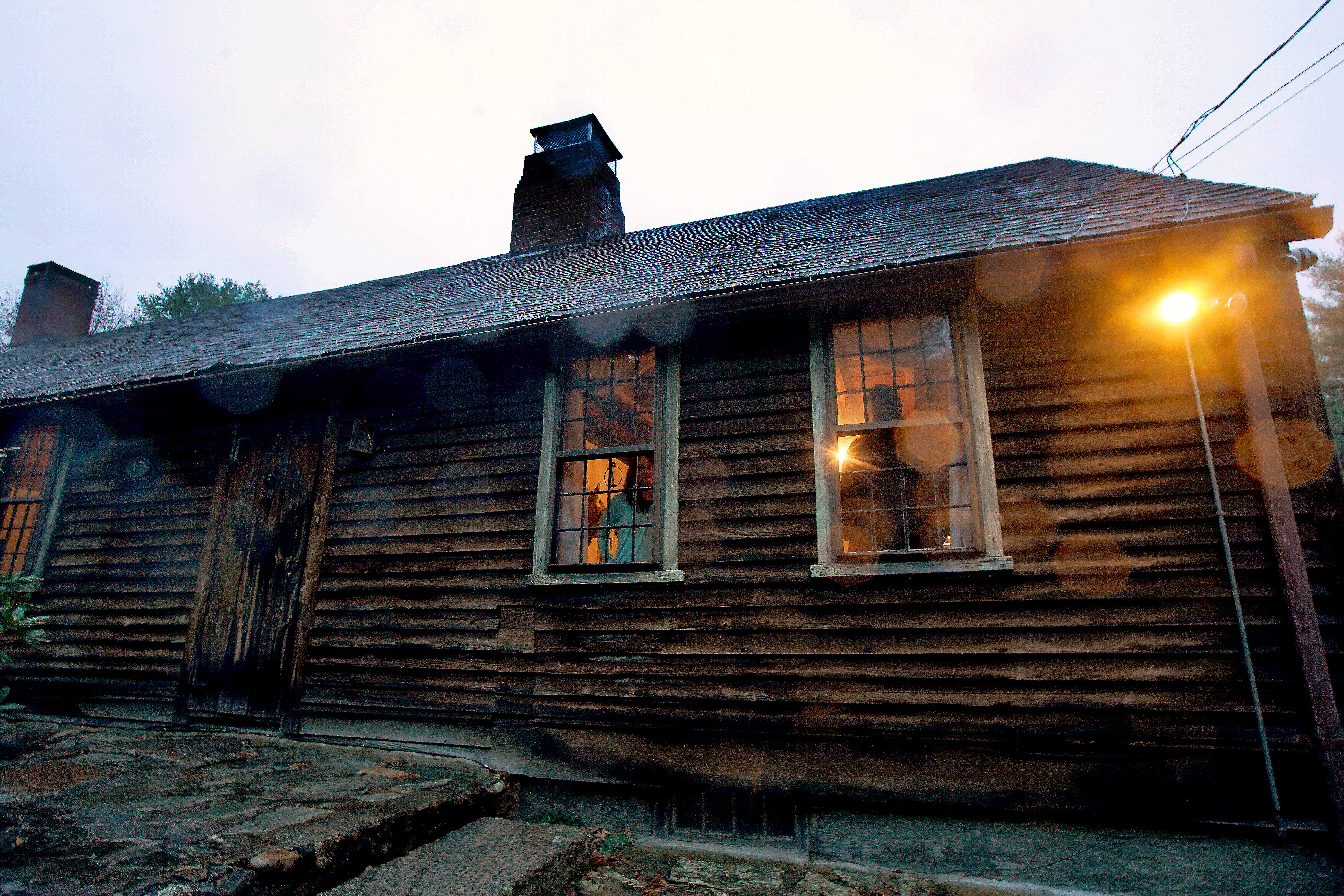 Home That Inspired 'The Conjuring' Sells for More Than $1.5M – NBC Bay Area - Vimarsana News