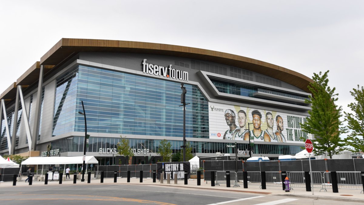 21 Injured in 3 Milwaukee Shootings After Bucks Playoff Game – NBC Bay Area - Vimarsana News