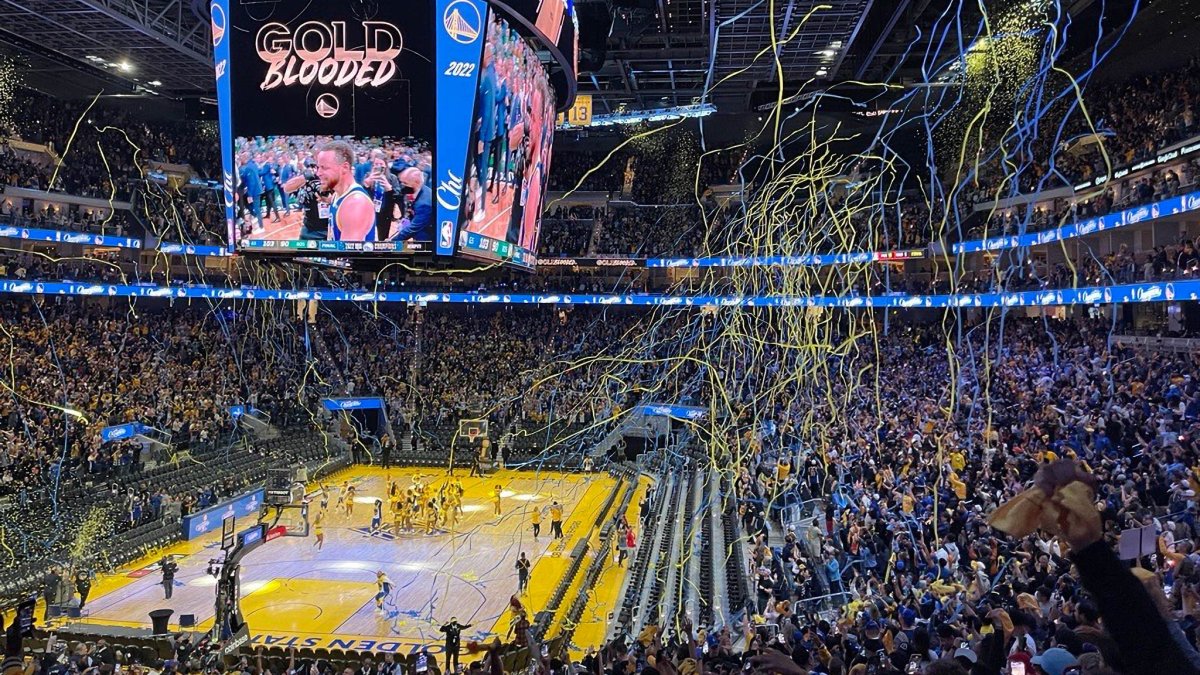 Warriors Fans at Chase Center Bask in Glow of Team’s 4th Championship