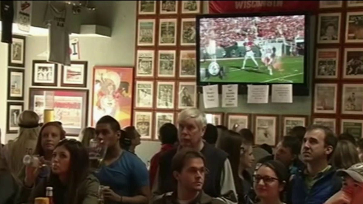 Legendary Palo Alto Sports Bar ‘The Old Pro’ Set to Close Its Doors