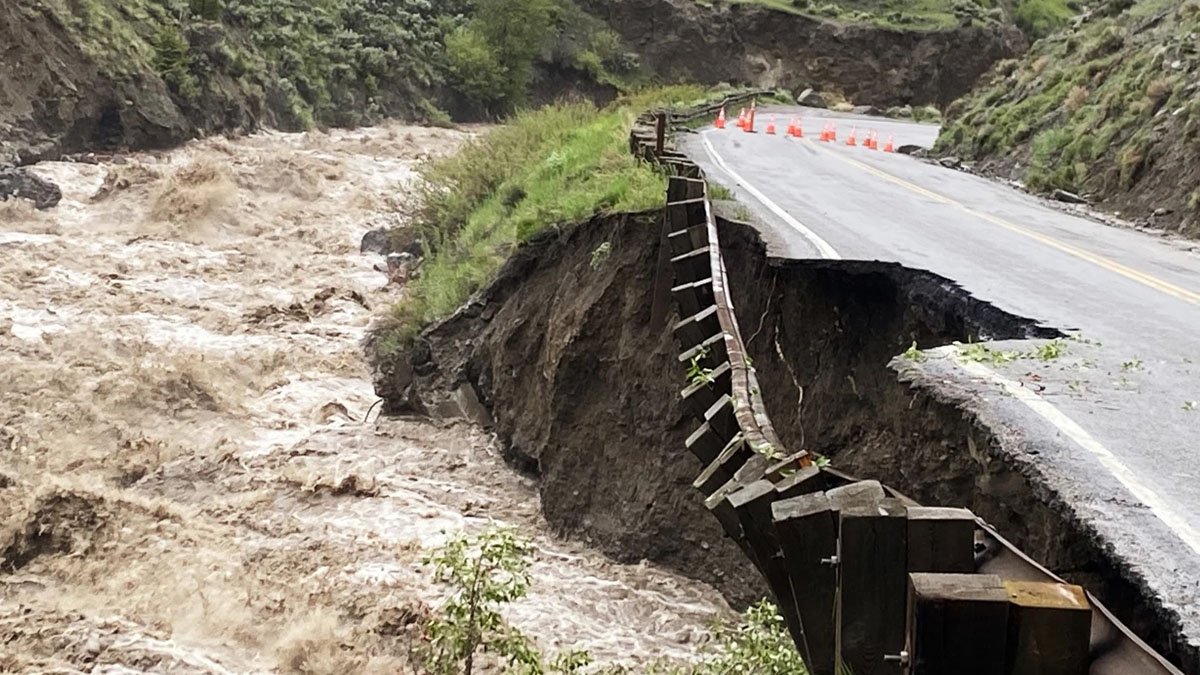 Yellowstone Park Aims for Quick Reopening After Damaging Floods – NBC Bay Area - Vimarsana News