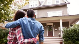 A ‘Housing Recession’ Won’t Bring Home Prices Down, Economist Says: Here’s Why