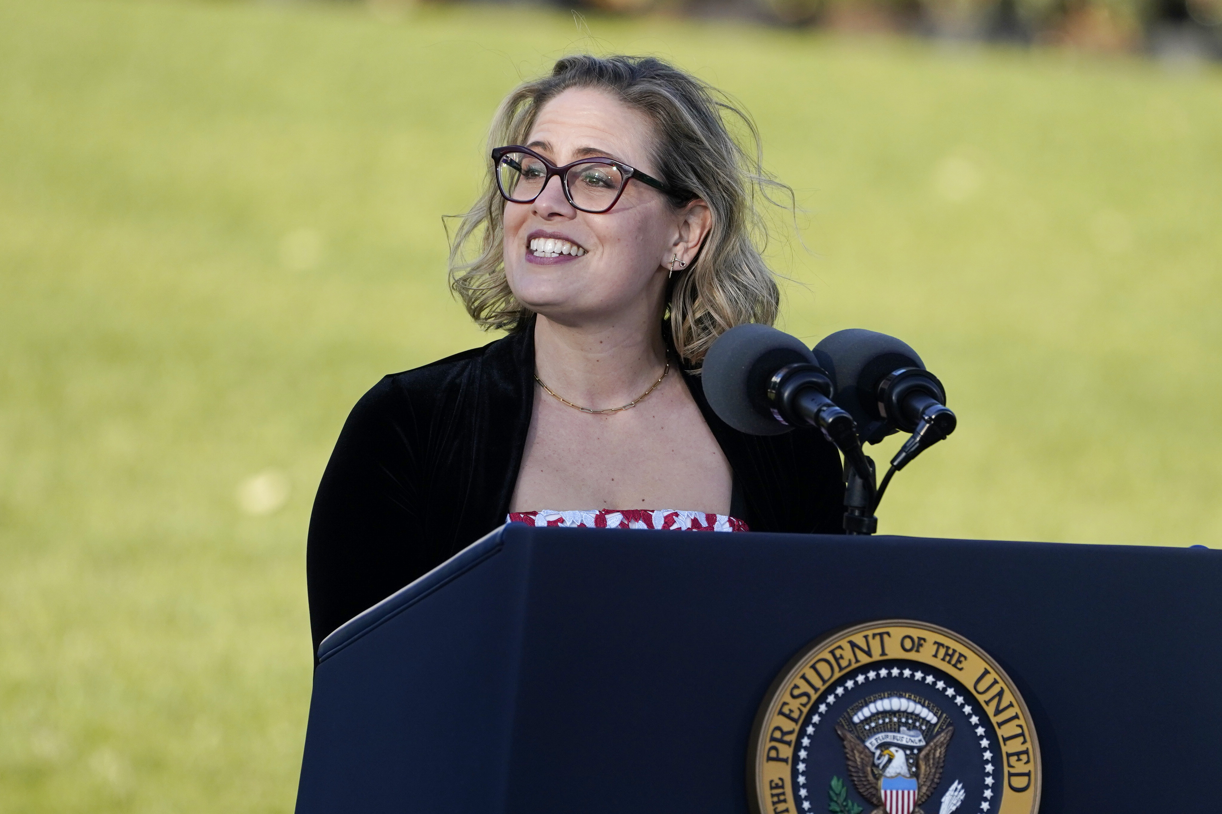 Sen. Kyrsten Sinema Took Wall Street Money While Killing Tax on Investors – NBC Bay Area - Vimarsana News