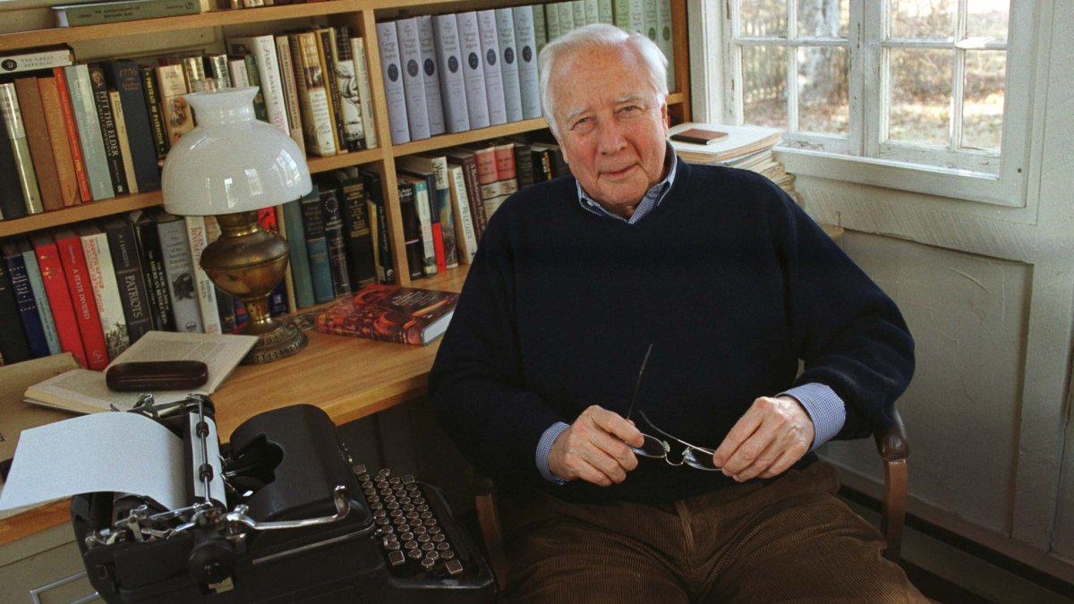 David McCullough, Pulitzer-Winning Historian, Dies at 89 – NBC Bay Area - Vimarsana News