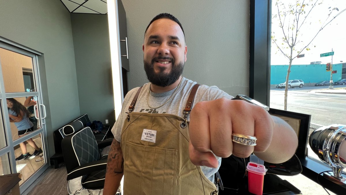 Texas Families Cross Paths After Wedding Ring Found in Florida – NBC Bay Area - Vimarsana News